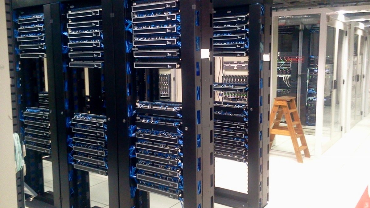 Регламенты по информационной безопасности: доступ, пароли, резервное копирование в Омске